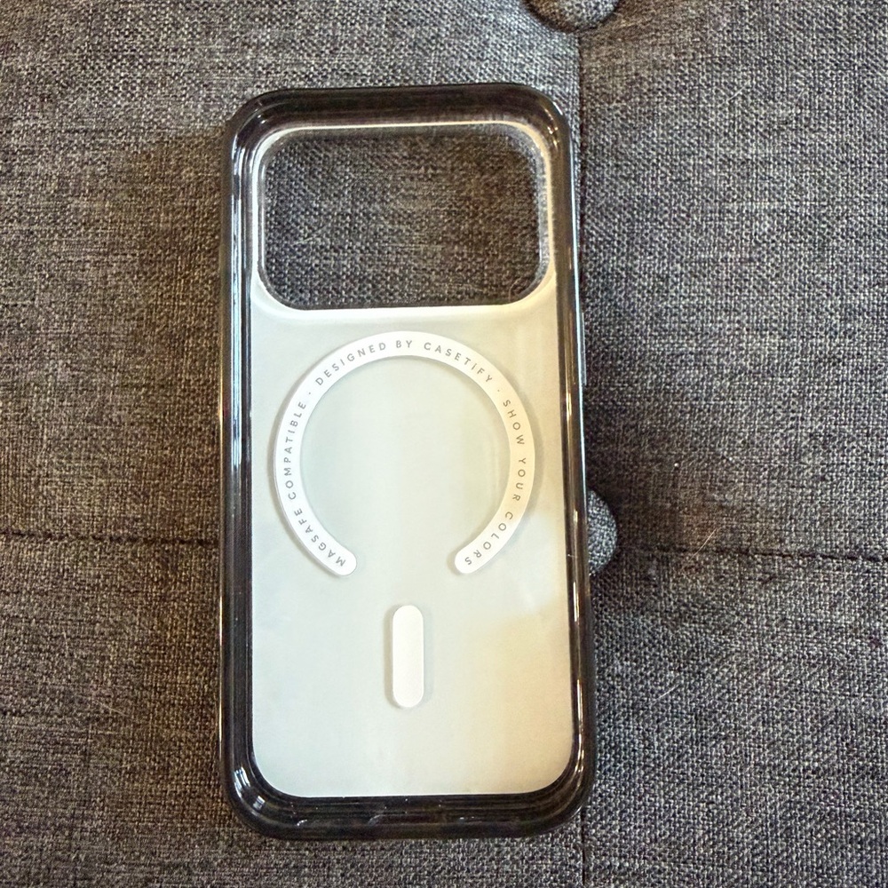 CASETIFY 17Pro Phone Case MegSafe Compatible - Picture 3 of 9
